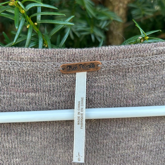 Free People Sweater - Picture 3 of 5